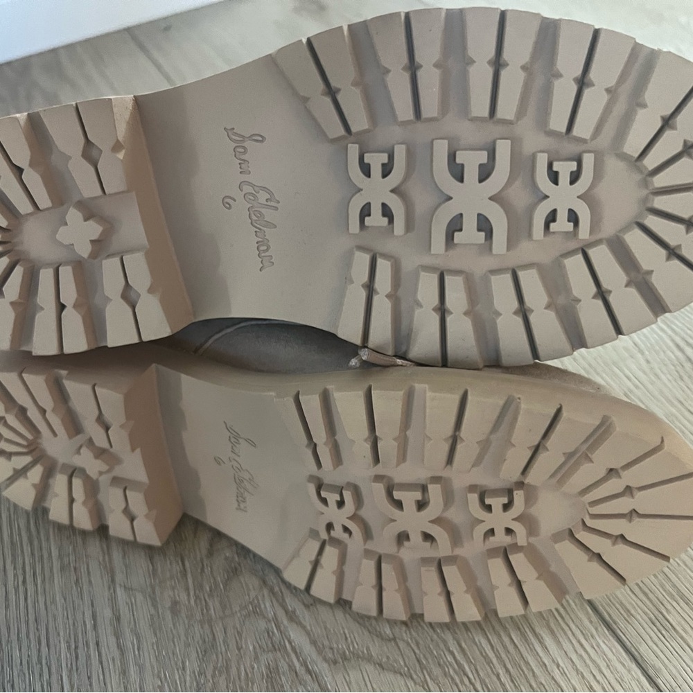 Brand new never worn, Sam Edelman size 6. Tan!